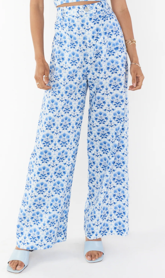 blue floral pants for travel italy | We Gotta Talk lifestyle blog & podcast by Sonni Abatta